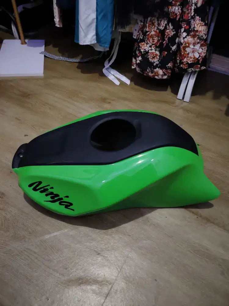 Cover tanki ninja 150 RR