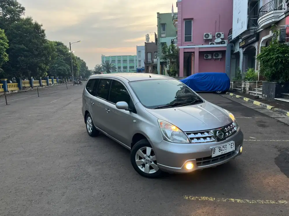Nissan Grand Livina 1.8 XV A/T tahun 2007
