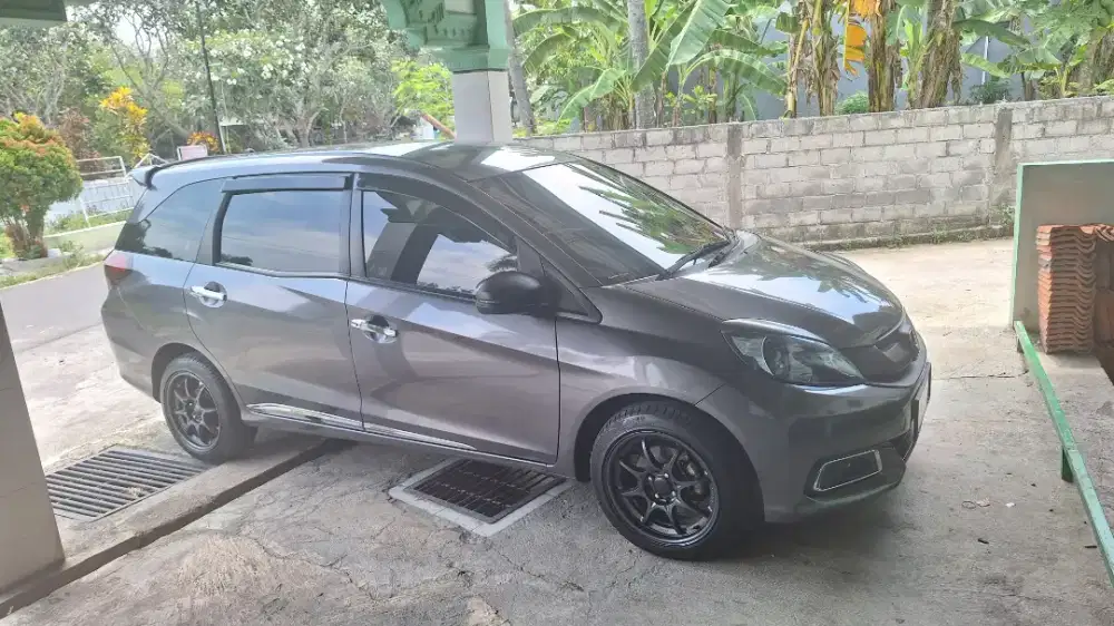 Honda Mobilio E CVT 2016 Abu Metalik
