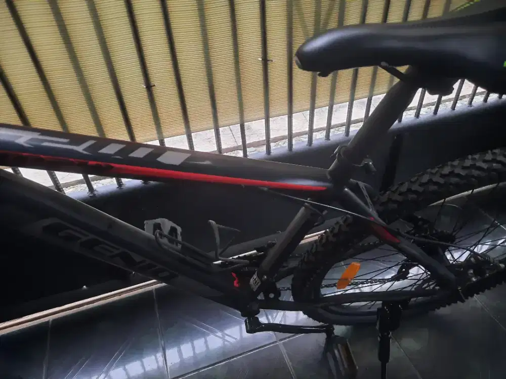 Sepeda MTB Genio 26 M-241
