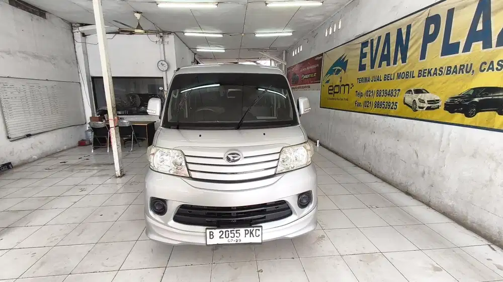 Daihatsu Luxio 2019 Bensin
