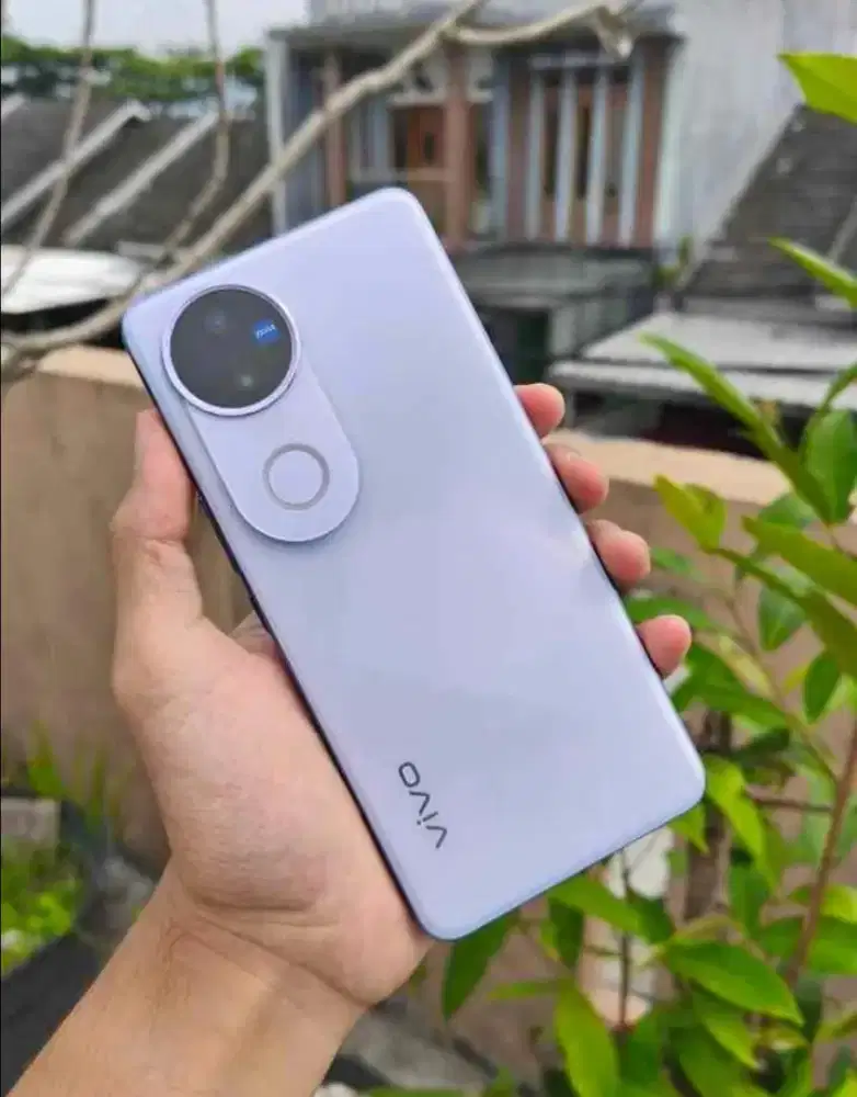 Vivo V50 12/256 Garansi Panjang Istimewa