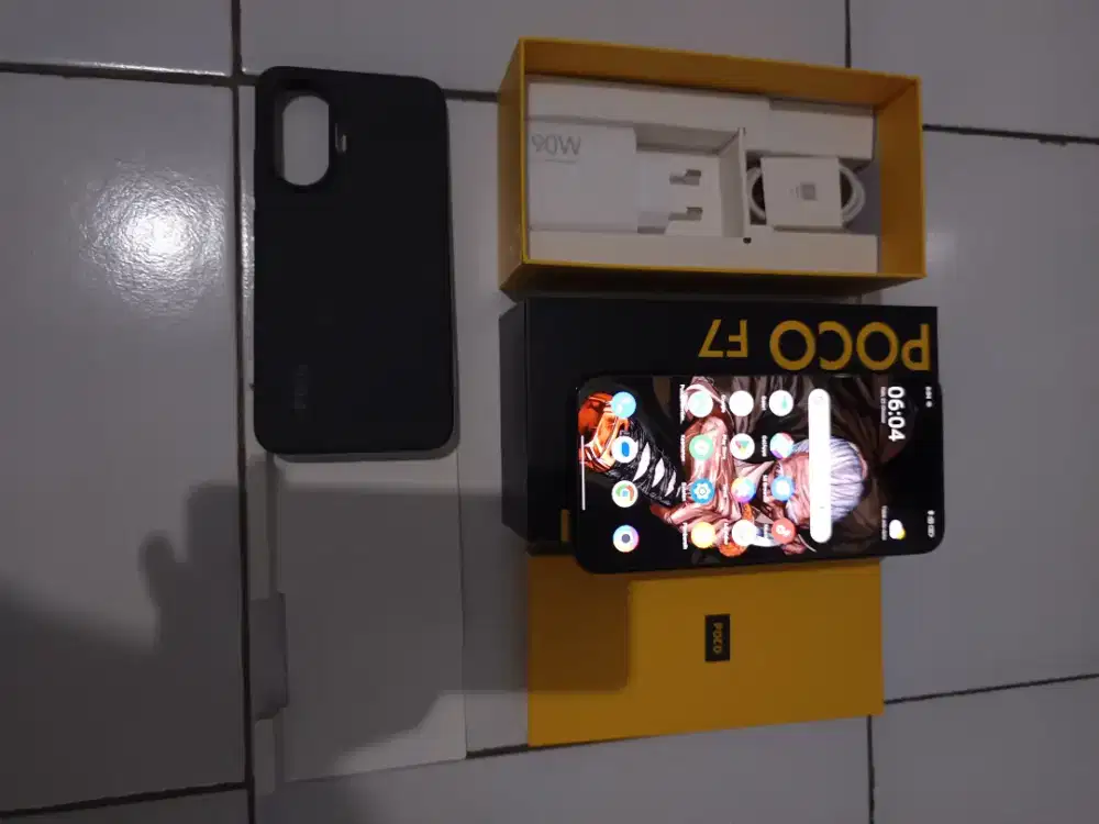 Handphone Poco F7 Hitam 99,9% Seperti baru buka box (Nego Pertamax)