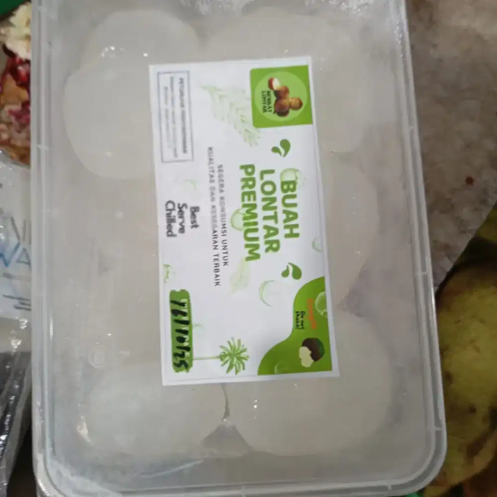 Kupas buah lontar
