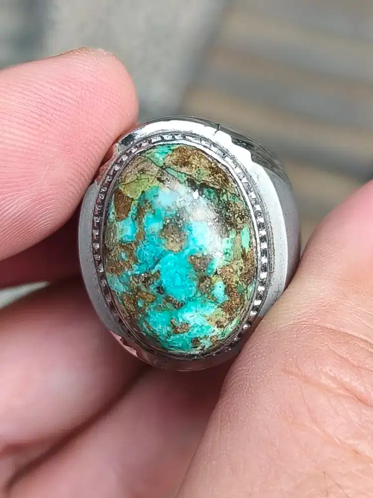 Batu pirus Persia urat emas ring monel 22*16*8 mm