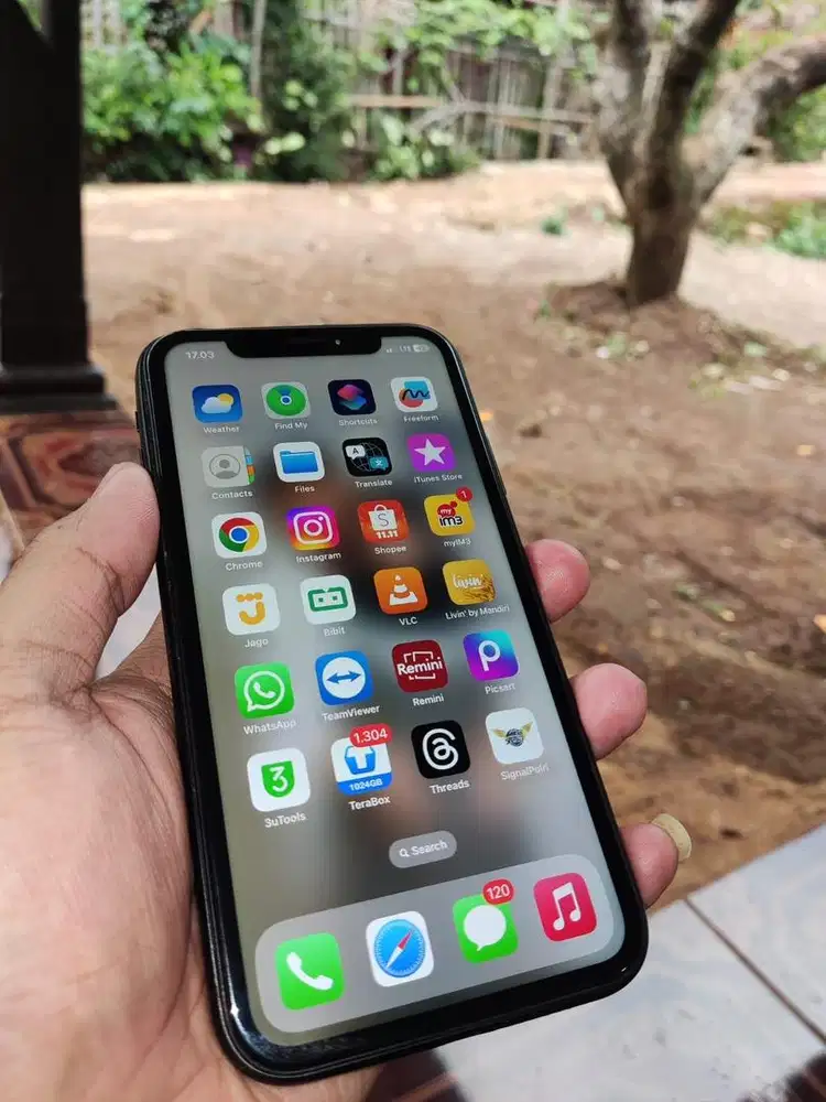 JUAL IPHONE xr 128gb Minusan