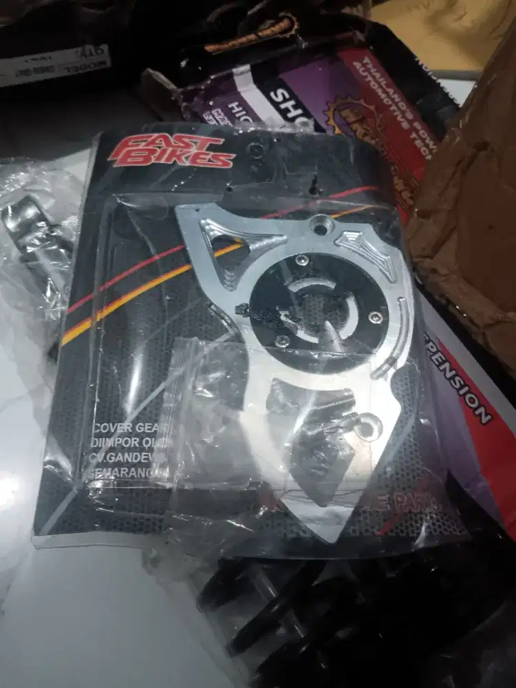 Shield GSX dan tutup gear vixion