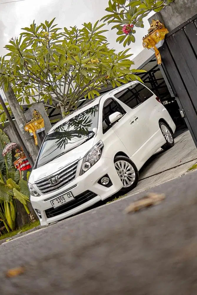 Toyota Alphard SC CBU Japan Tipe Tertinggi Istimewa Bisa Tukar Tambah