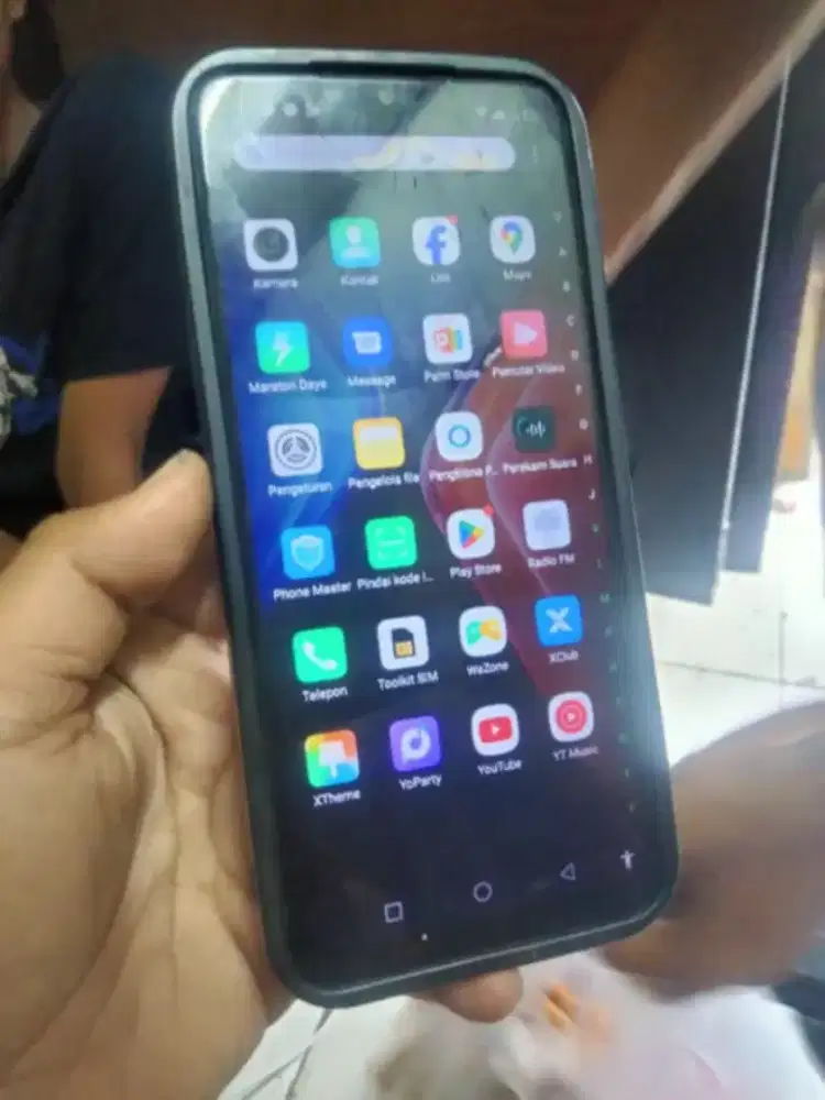 Infinix hot 11 play 4/64 Batre 6000 mah hp+cas kamera bening mines cu