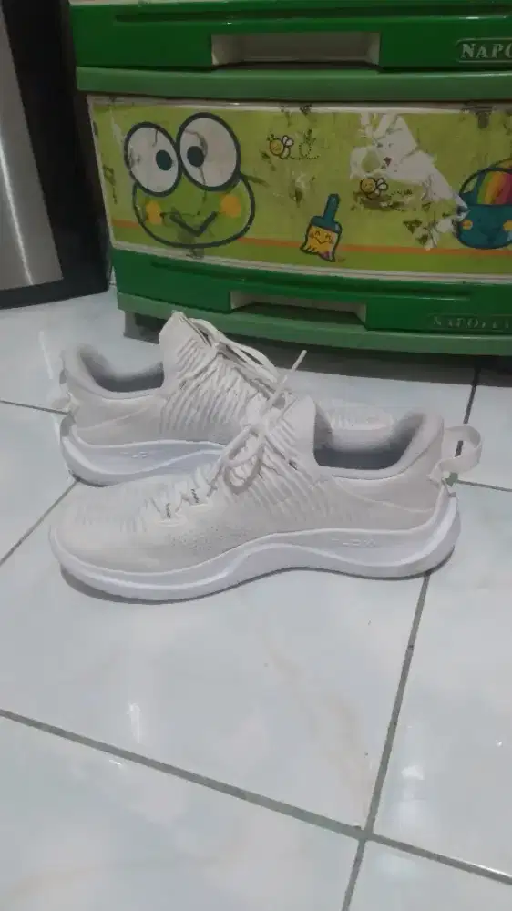 Preloved sepatu under armour ukuran 41