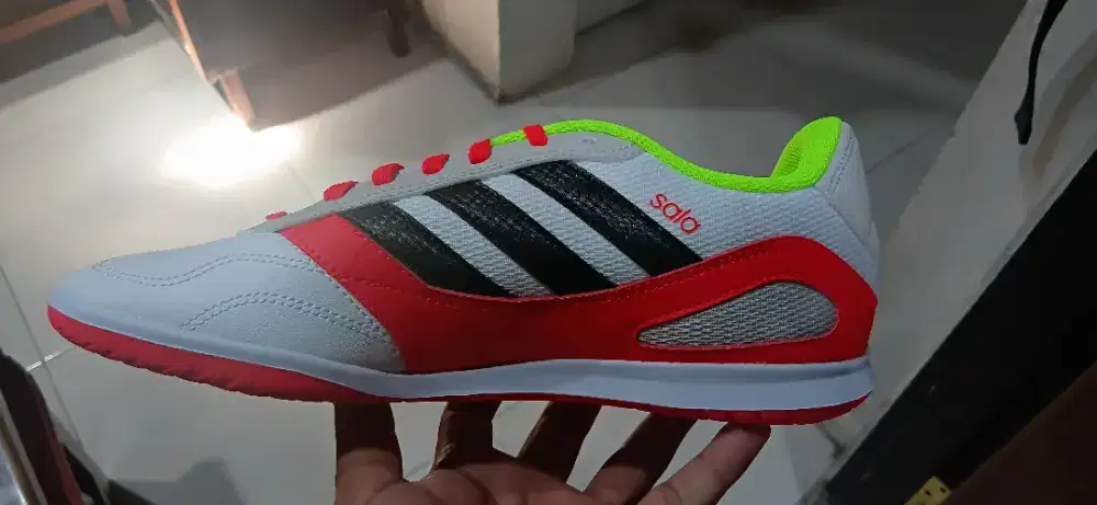 Sepatu adidas supersala size 44 original