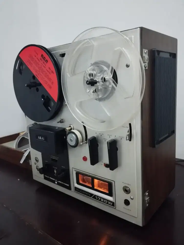 Reel Tape AKAI 1720-W