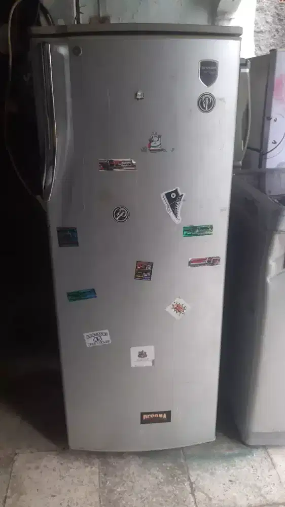 Dijual Kulkas 1 Pintu Merek Sharp