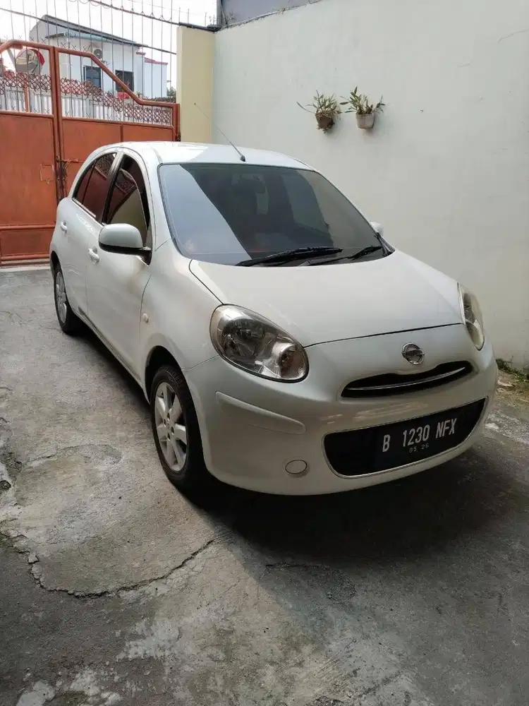 Dijual Cepat! Nissan March 1.2 AT 2011 – Irit, Halus, Siap Pakai!