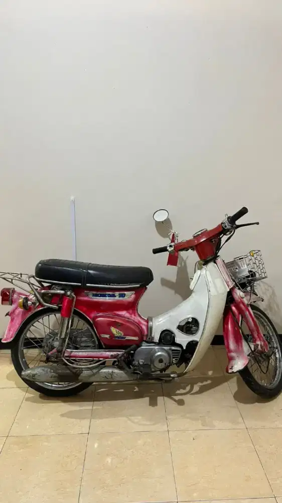 Honda C70 thn 1973 cat Original