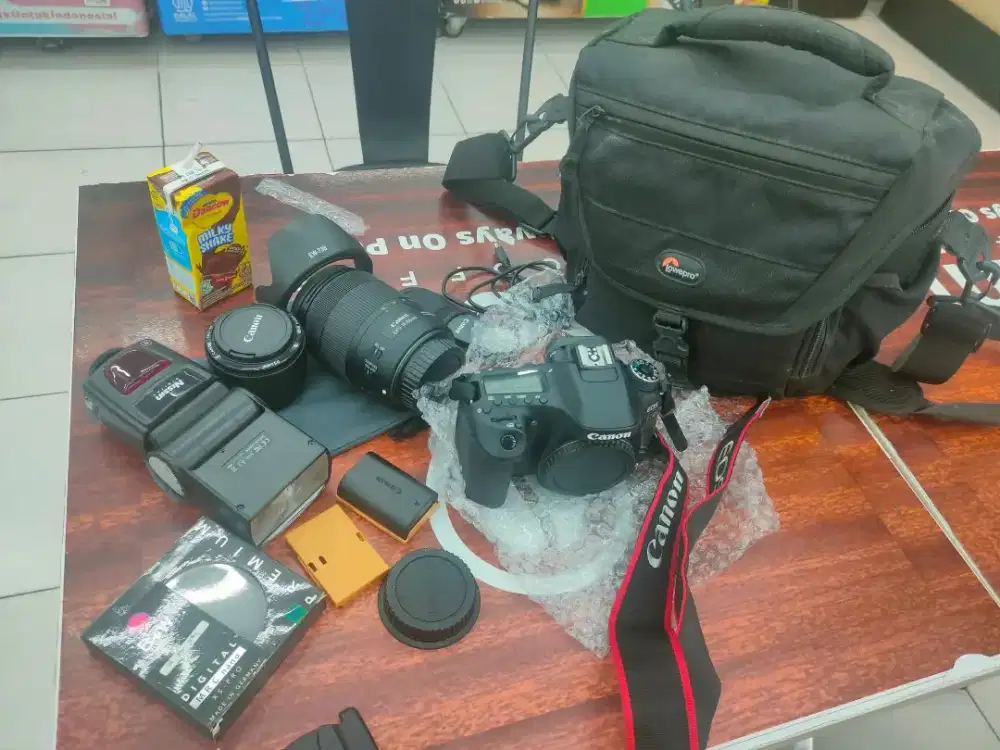 Fullset Camera Canon Dslr EOS 80D Full Bonus profesional super murah