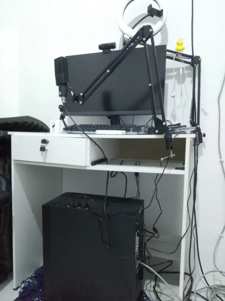 Dijual Paket Lengkap PC Gaming + Streaming 13JT nego MULUS