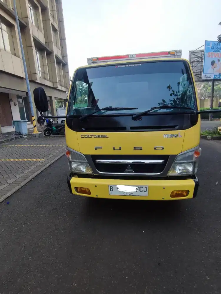 Dijual colt diesel Long 2019 Box