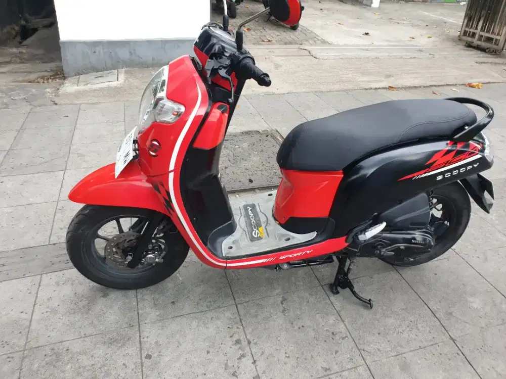 Scoopy Sporty th 2018 mulus pjk baru