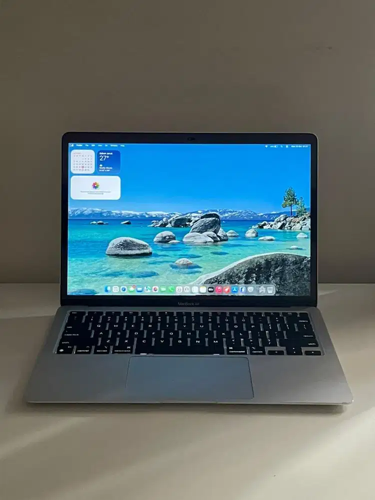MacBook Air 2020 M1 8/256