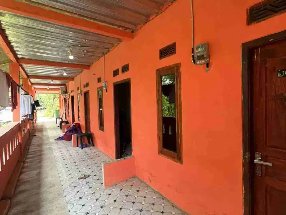 dijual kontrakan 10 pintu
