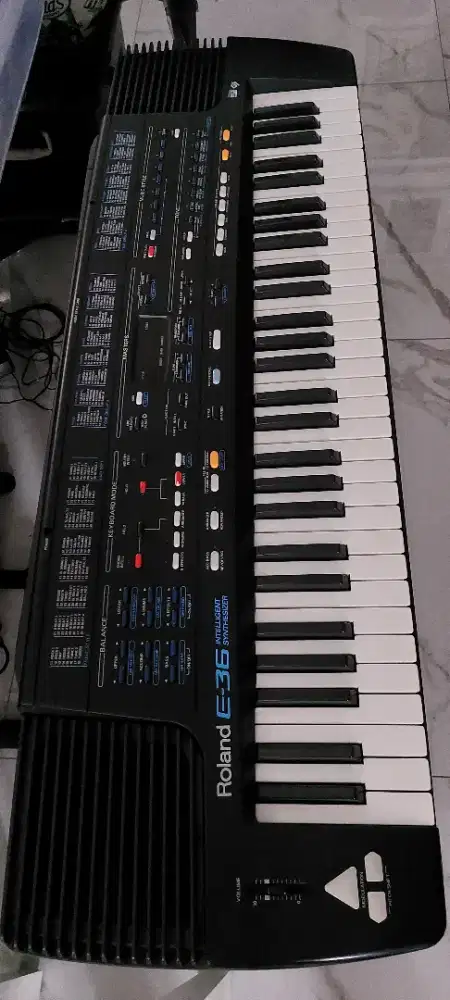 Keyboard Roland E-36