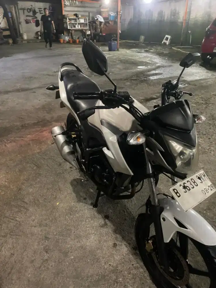 Honda CB150R OLD
