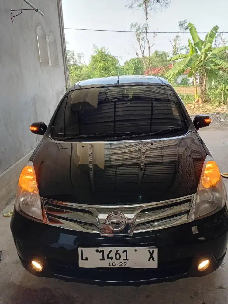 Grand livina ULTIMATE 2012 matic istimewa antik