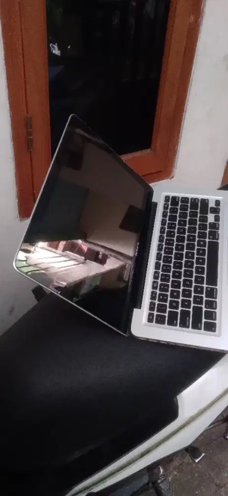 Macbook Pro BU Bandung Kota