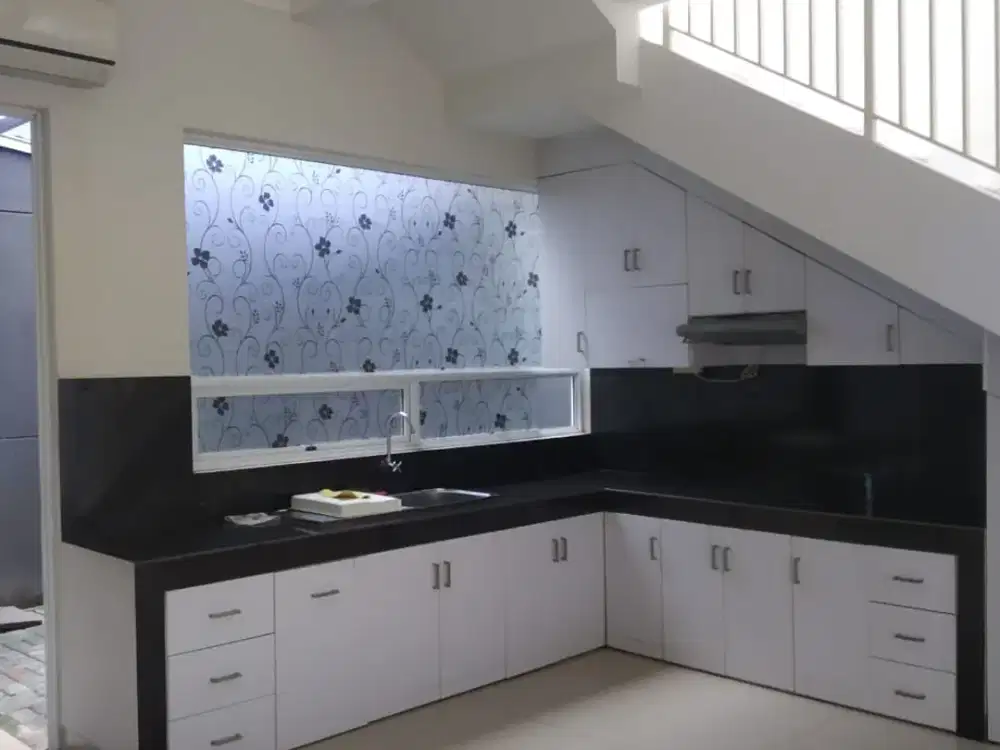 Jual Sangat Murah Dibawah Pasar Rumah Hanya 1 Unit Strategis di Discovery Aluvia BIntaro Sektor 9