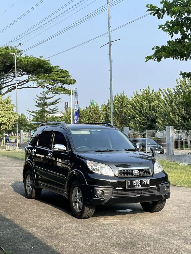 Toyota Rush TRD 2014 Automatic Low KM
