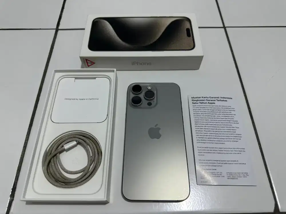 iPhone 15 Pro Max 256gb Natural Titanium Resmi