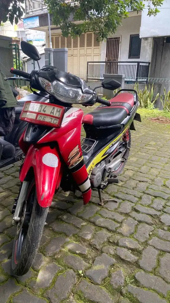 Dijual Motor Suzuki Smash 2005