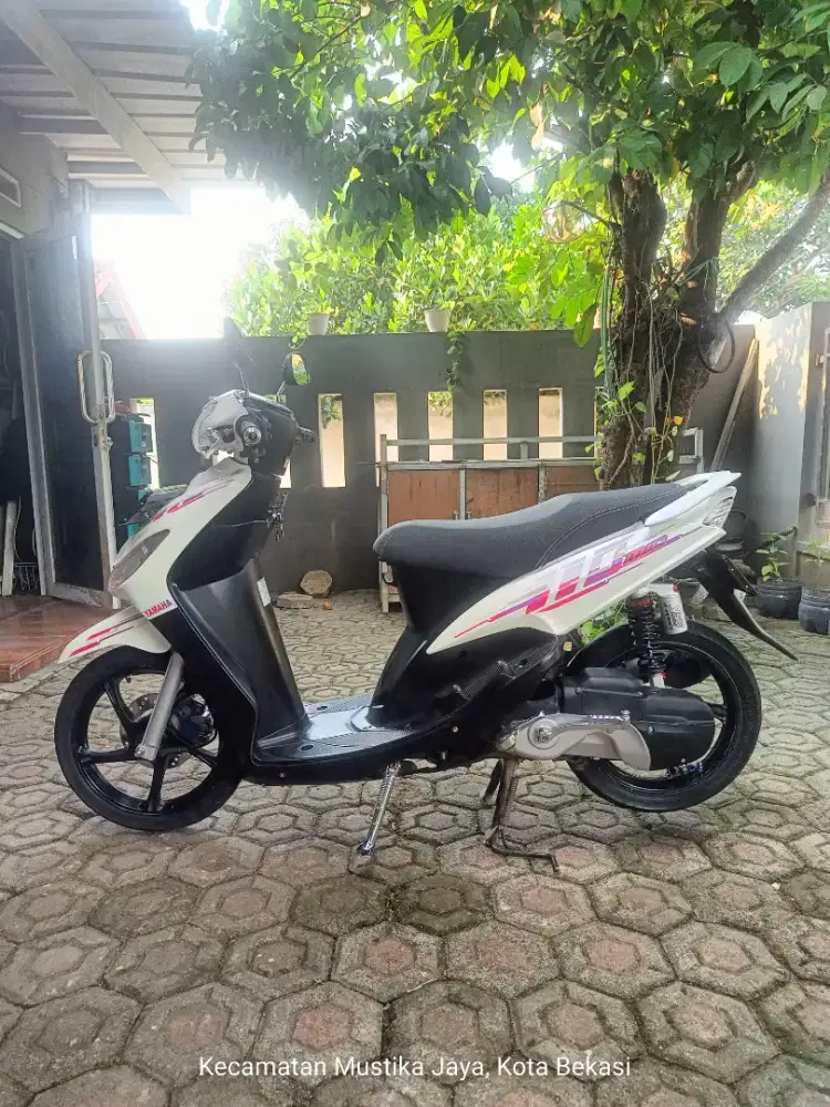 Mio 2010 - Putih Lembayung Ungu