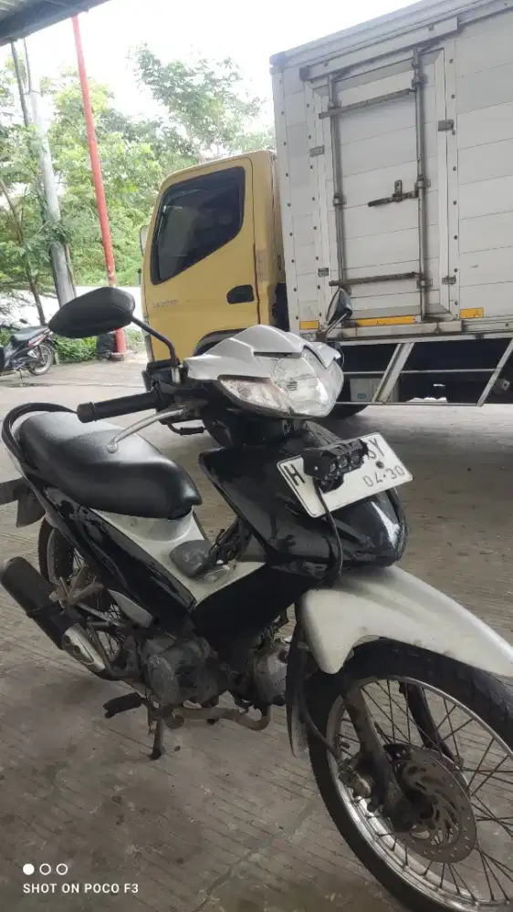 Honda revo absolute 110 tahun 2010