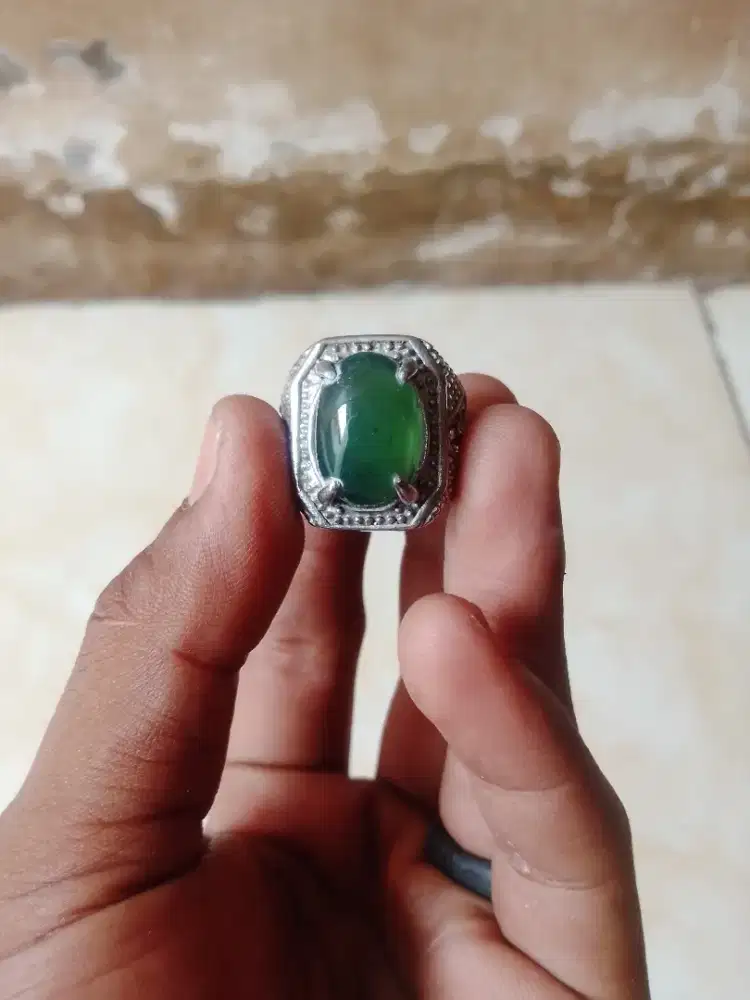 batu cincin bacan