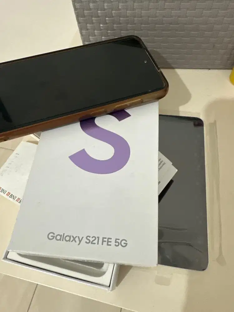 Samsung S21 FE 5G BEKAS 8/256 gb