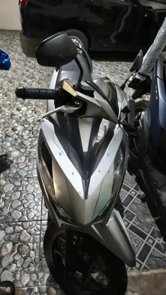 Honda beat deluxe