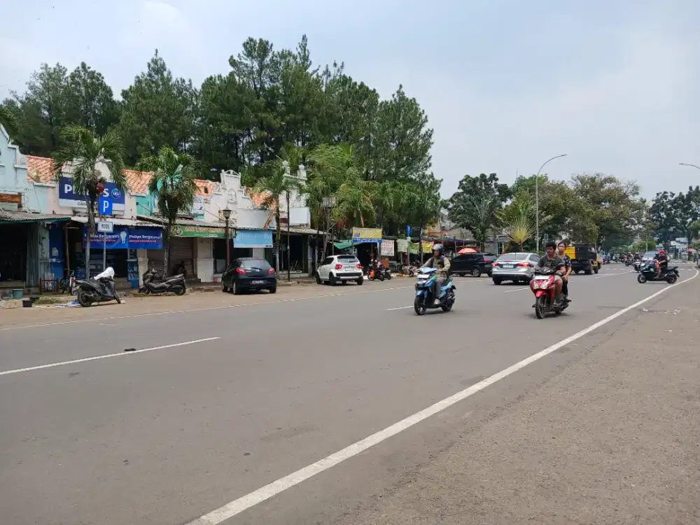 KIOS Strategis di pinggir jalan besar
