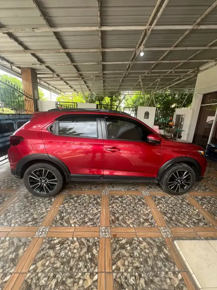 Honda WRV RED RS Mulus