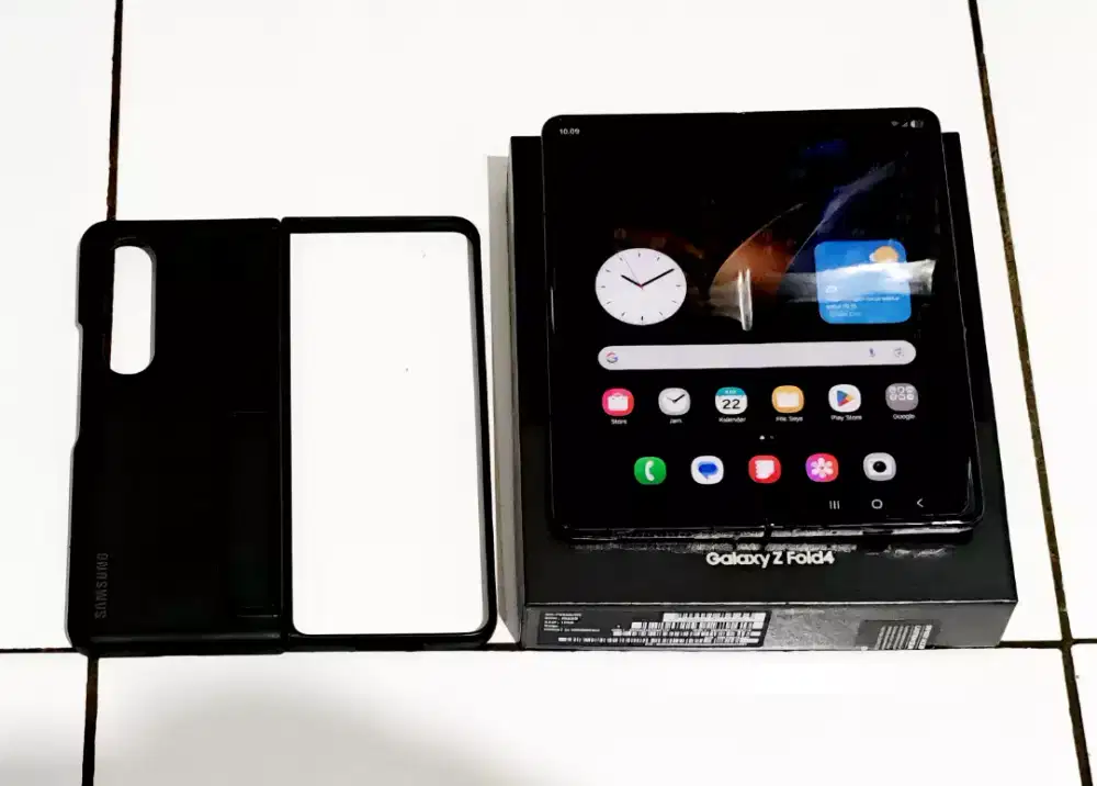 Samsung Galaxy Z Fold 4