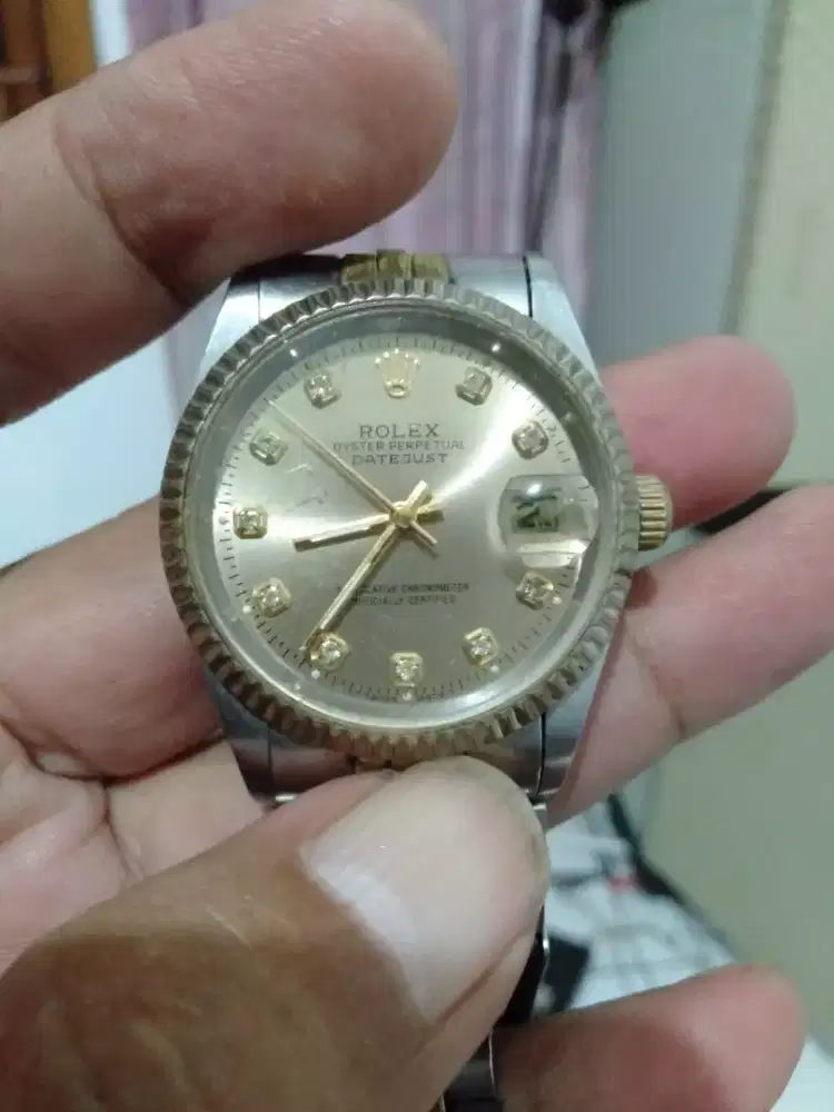 Date just for sale
