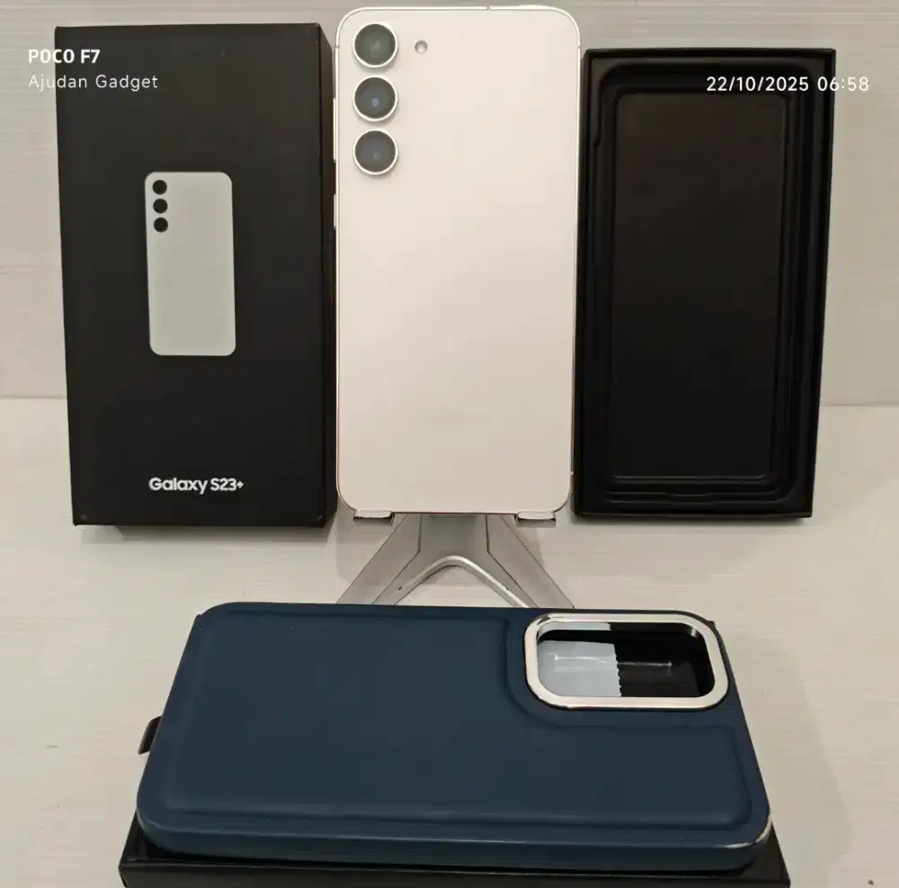 Samsung S23+ 8/256 Gb Likenew 99% White Ex Sein bisa TT/BT yah..