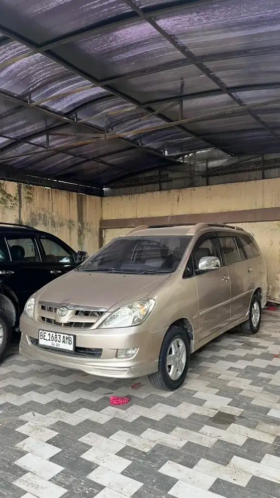 [KM85RB] Toyota Kijang Innova G 2005
