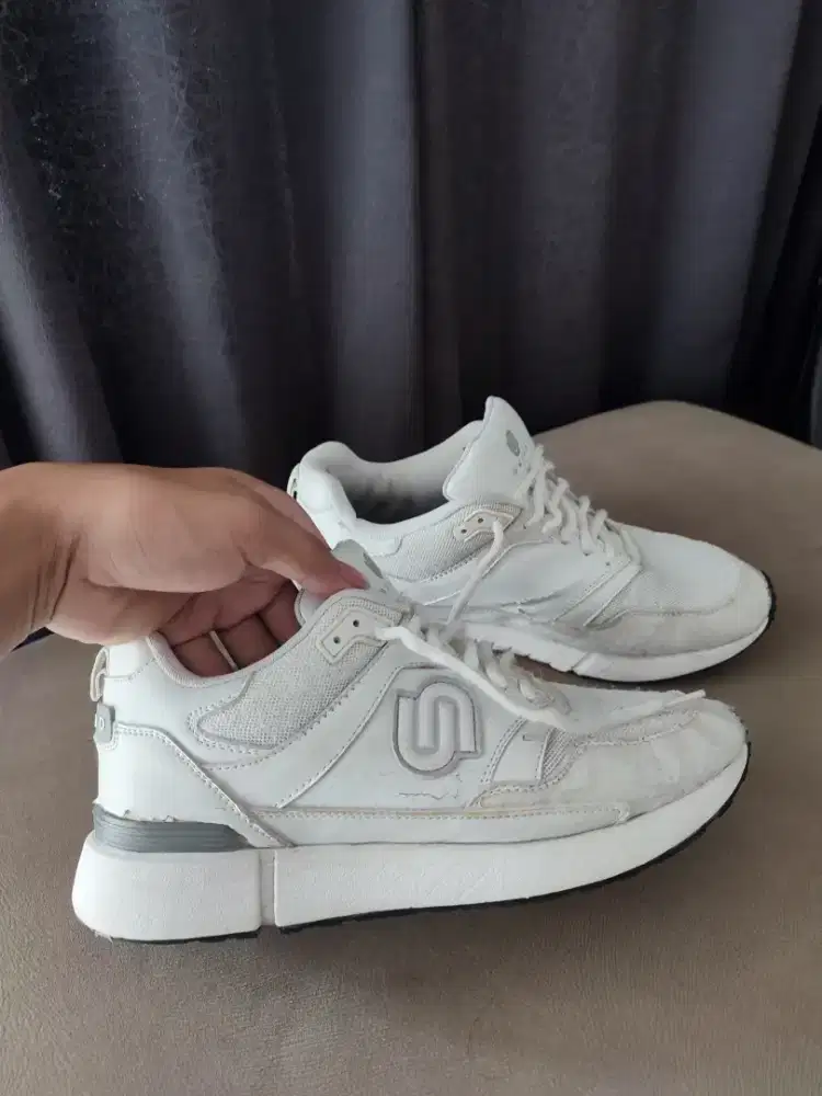 SEPATU SECOND UNERD ORI