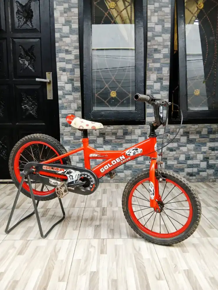 Sepeda bmx Ukuran 16 merk golden
