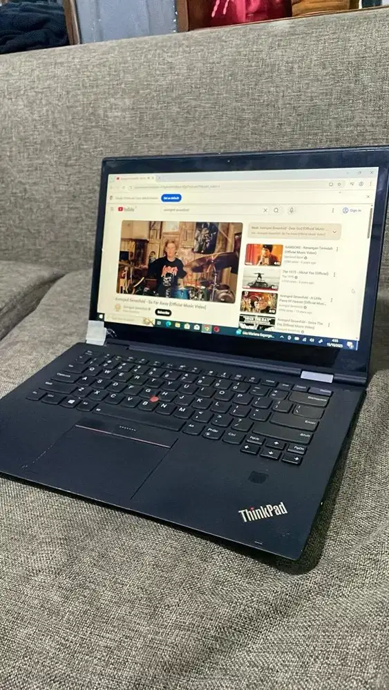 Laptop Lenovo X1 Yoga gen 7