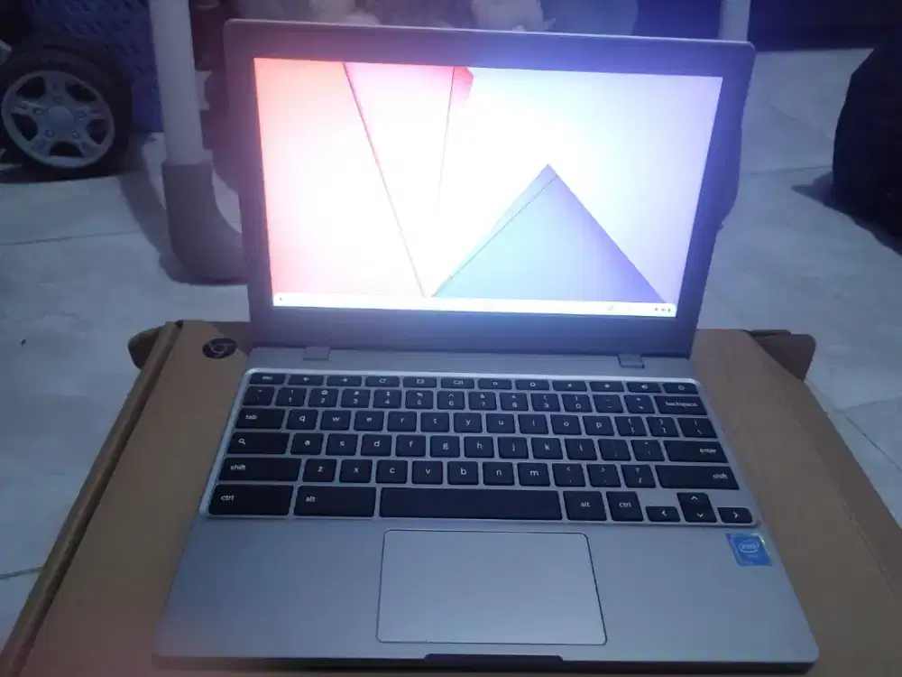 Samsung chromebook 4 Celeron 34GB/4GB