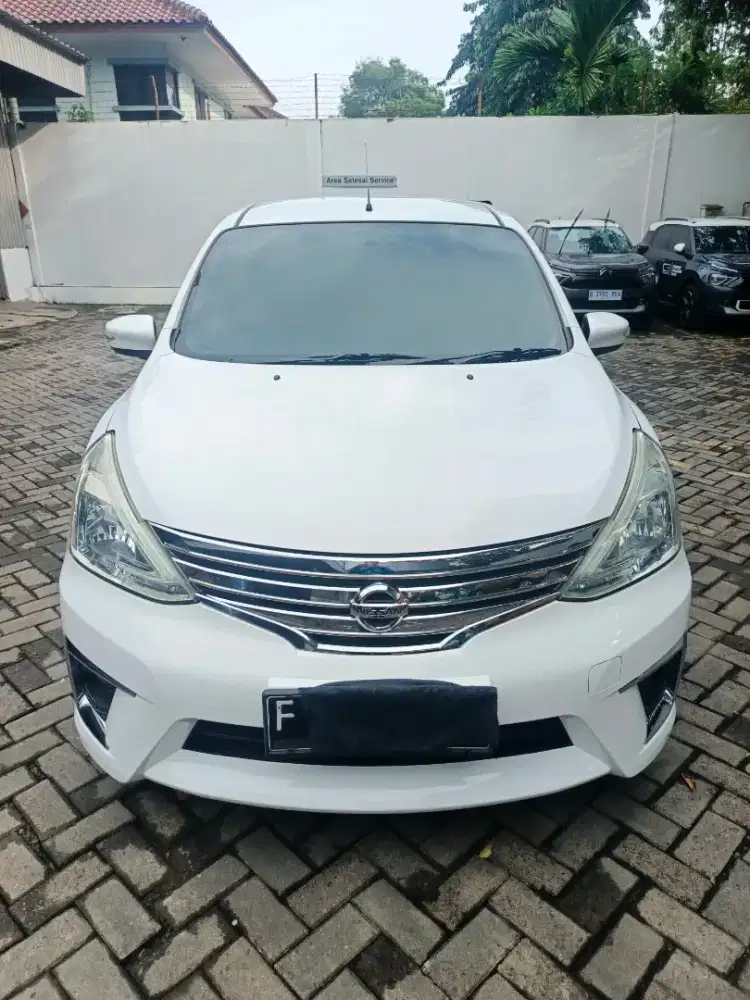 Nissan Grand livina 2017 Bensin