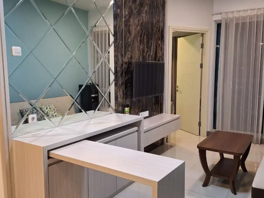 Disewakan apartemen Benson 2 BR full furnish mewah dan bagus 55jt/th